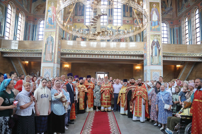 Архиерейское богослужение в Вознесенском храме Электростали