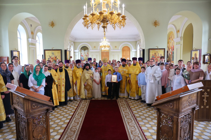 Архиерейское богослужение в Никольском храме Орехово-Зуева 