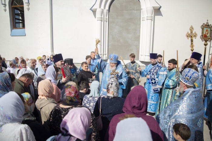 Престольный праздник в храме иконы Божией Матери «Неупиваемая Чаша» посёлка Литвиново 