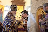 Архиерейское богослужение в храме Новомучеников и исповедников Балашихинских микрорайона Кучино 