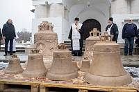 Освящение колоколов в Медвежьих Озёрах 