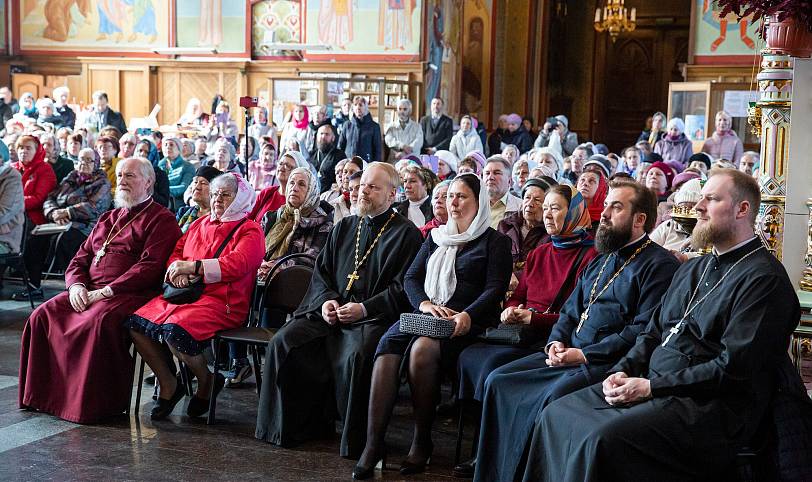 Концерт хора «Артос» в Троицком соборе города Щёлково
