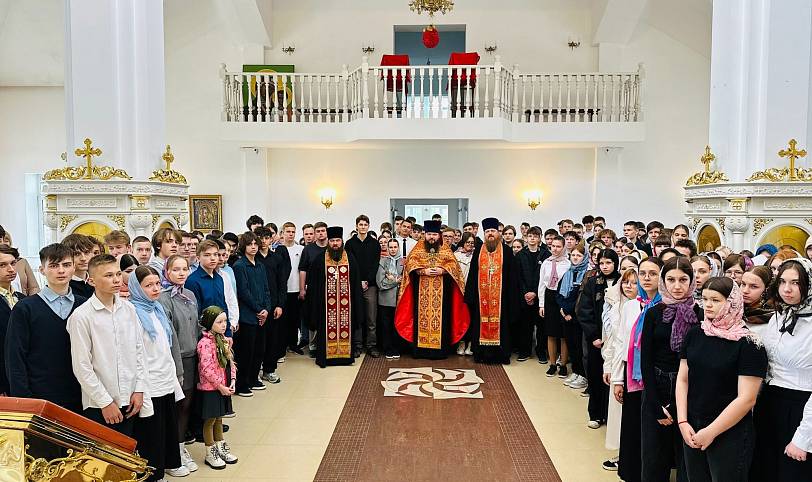 Молебен перед началом школьных экзаменов в Электрогорске