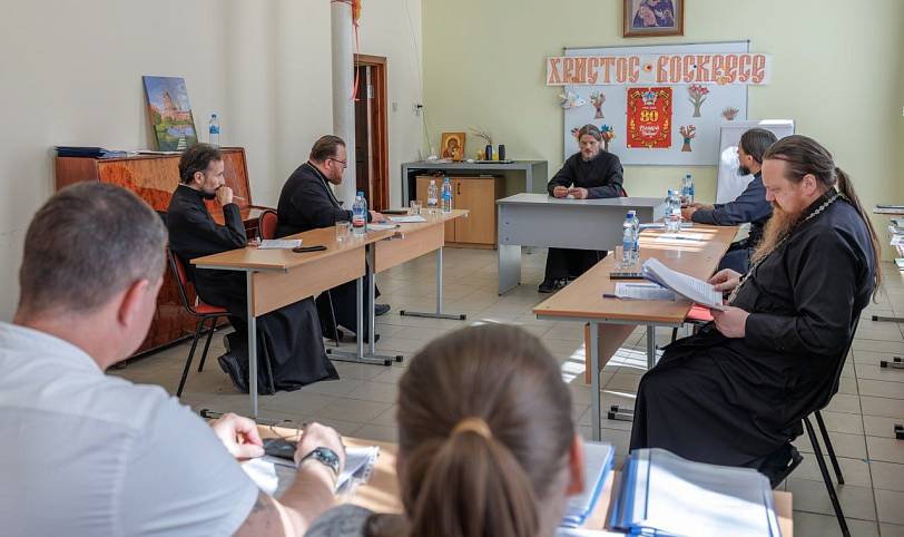 Защита выпускных квалификационных работ слушателями Миссионерско-катехизаторских курсов