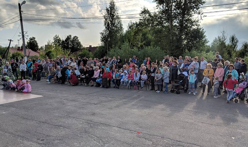 День поселка Черусти