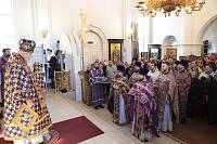 Архиерейское богослужение в храме Новомучеников и исповедников Балашихинских микрорайона Кучино 