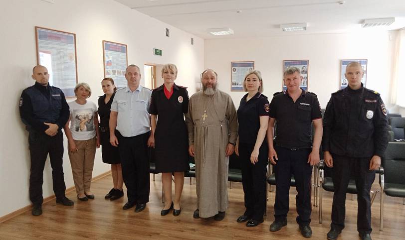 Молебен и духовная беседа в отделе полиции Электрогорска