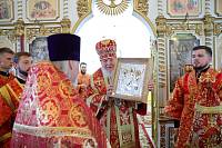 Архиерейское богослужение в Никитском храме деревни Дровосеки 