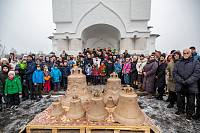 Освящение колоколов в Медвежьих Озёрах 
