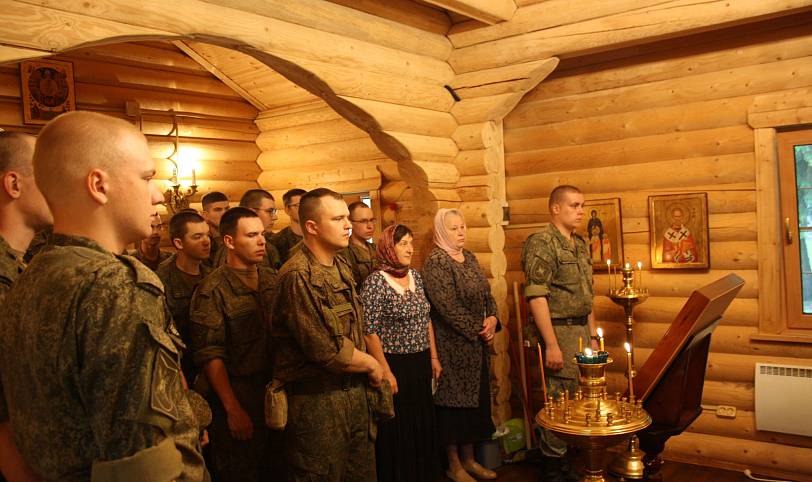 Престольный праздник в воинском храме святого благоверного князя Димитрия Донского г. Балашихи