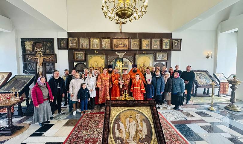 Освящение креста и купола для храма Троица-Чижи деревни Часовня