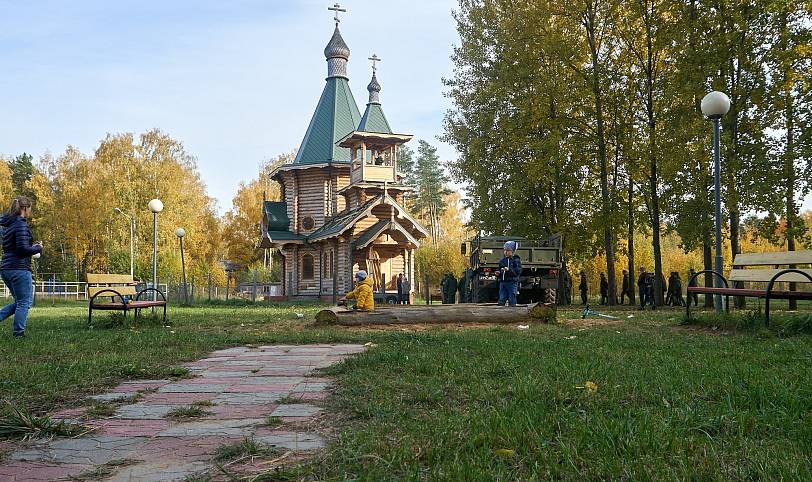 Освящение колоколов для Георгиевского храма поселка Загорянский