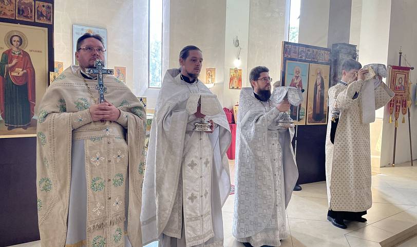 Отпевание священника Дионисия Маевского