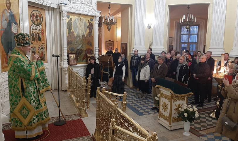 Архиерейское богослужение в Преображенском кафедральном соборе Балашихи 