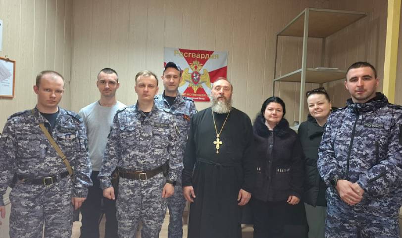 Духовная беседа в Отделе вневедомственной охраны Павловского Посада